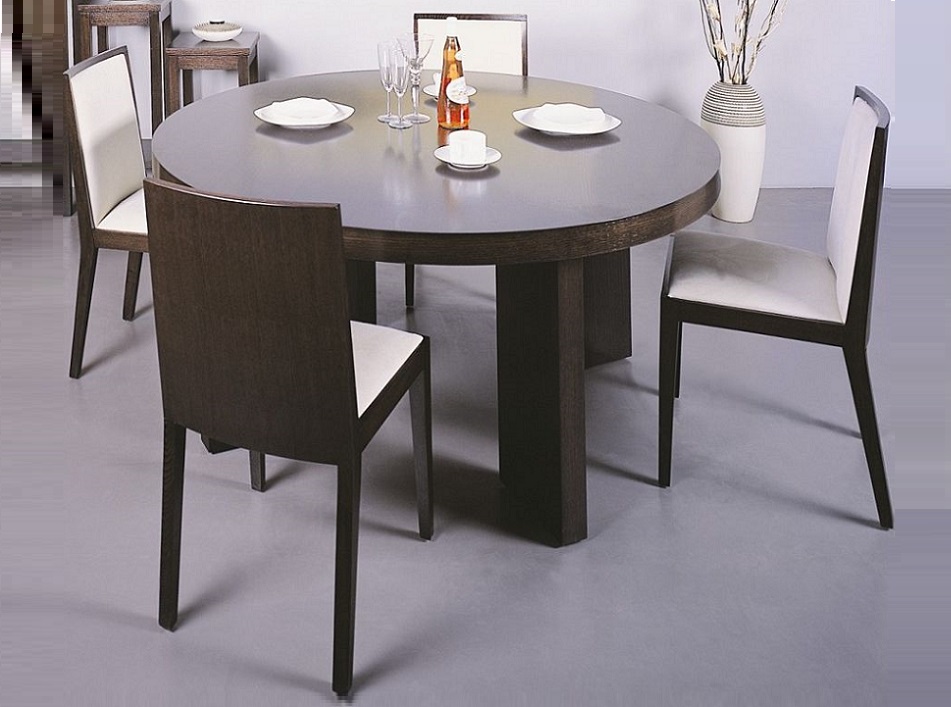 Beverly Hills Dining Table Omega