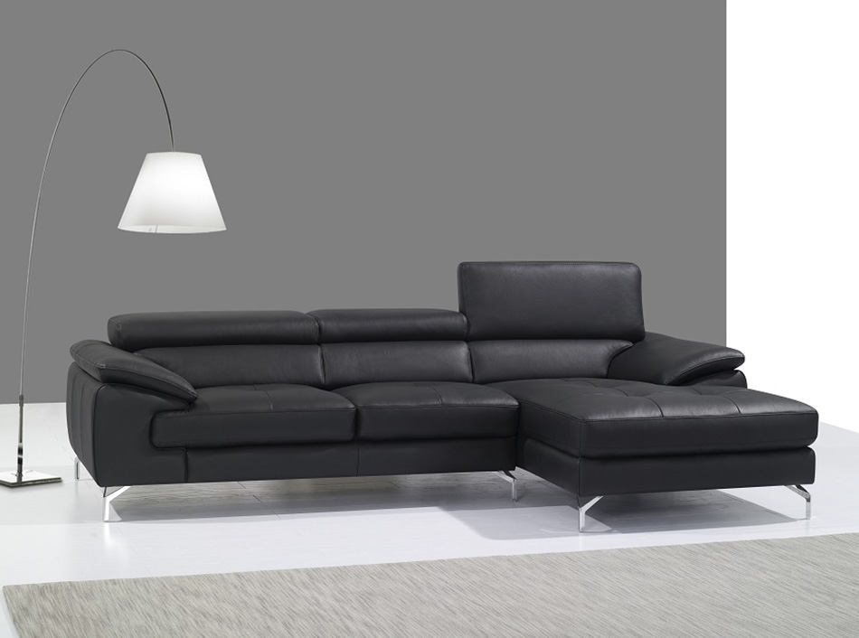 Sectional Sofa A973B by J&M Furniture | Black