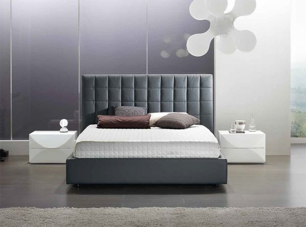 Modern Platform Bed Bingo by Spar Italy