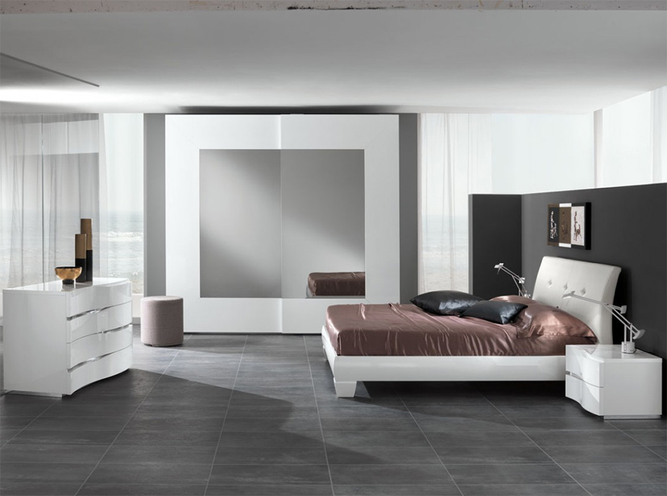 Italian Platform Bed / Bedroom Lux by Spar