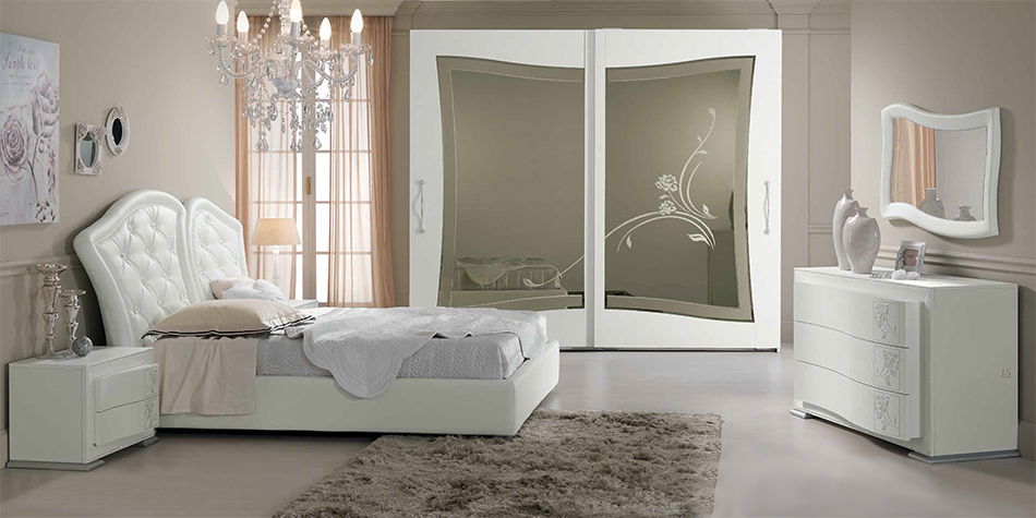 Contemporary Italian Bed / Bedroom Butterfly by SPAR