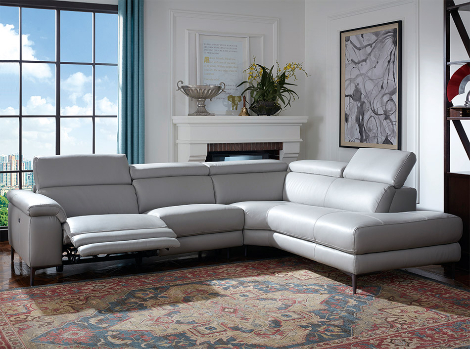 Axel Recliner Sectional Sofa by Beverly Hills