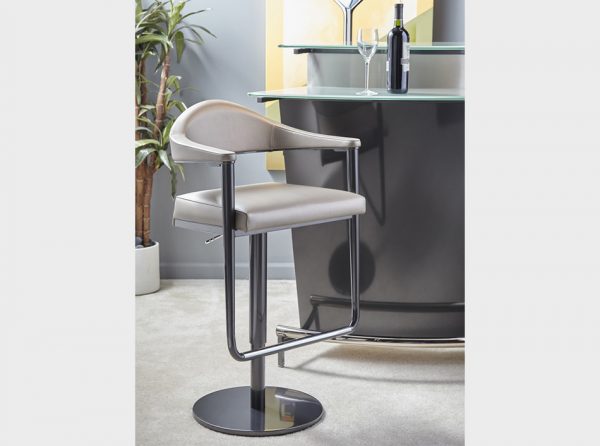 Tiffany Swivel Hydraulic Barstool by Elite Modern