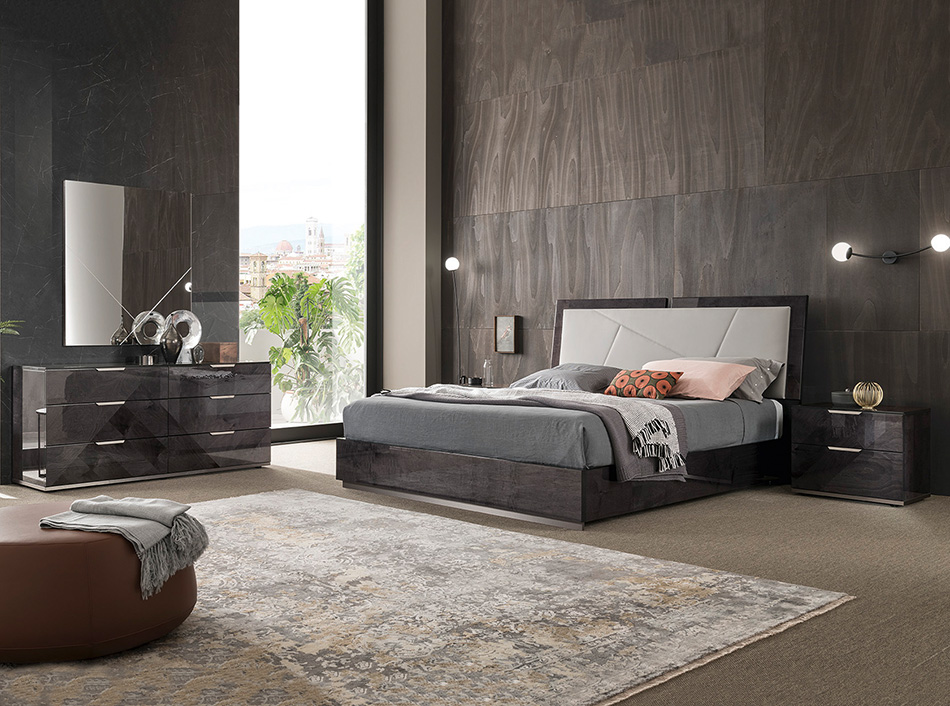 Contemporary Italian Bedroom Riviera by ALF Group