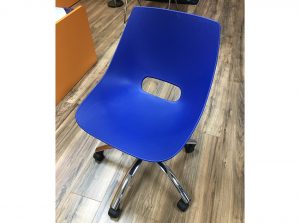 01 Contemporary Blue Swivel Office Chair Valentini 0