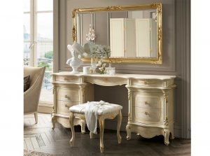 Ginevra Classic bedroom by Mobil PIU Italy vanity