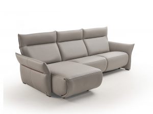 Brenta Heritage Modern Italian recliner sofa by Gorini Divani fromt