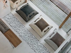Giglio Modern Italian pouf by Tomasella