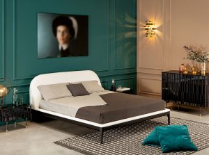 Benini modern wooden bed by tonin casa Italy main