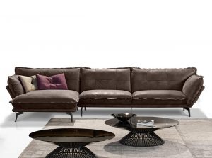 Hollywood Transitional Sectional Sofa by Gamma Italy chaise