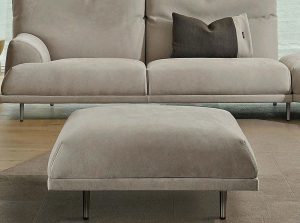 Wolf Modern Ottoman by Gamma Italy option close