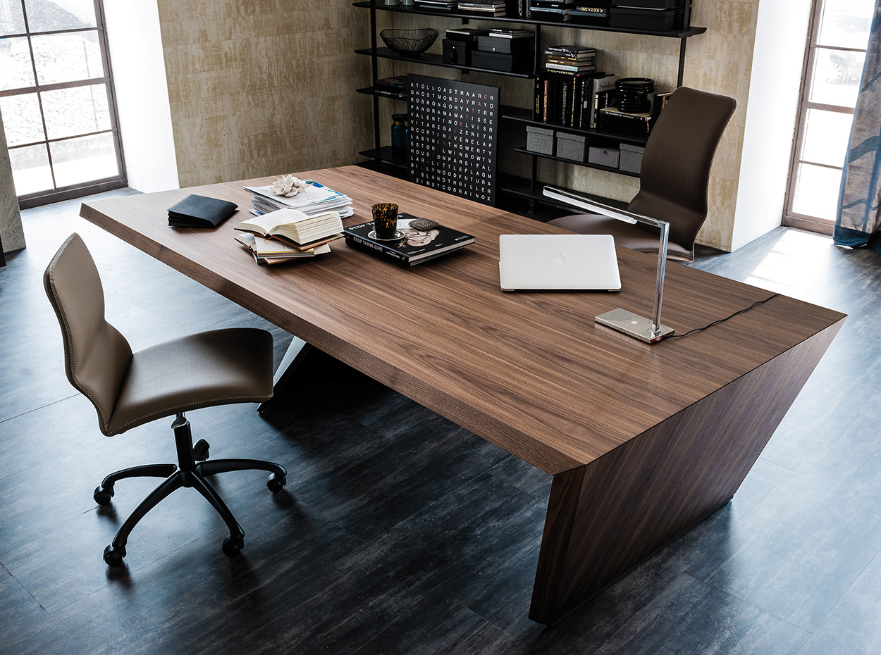 https://modern1furniture.com/wp-content/uploads/2022/08/nasdaq-wooden-office-table-desk-cattelan-italia-3.jpg