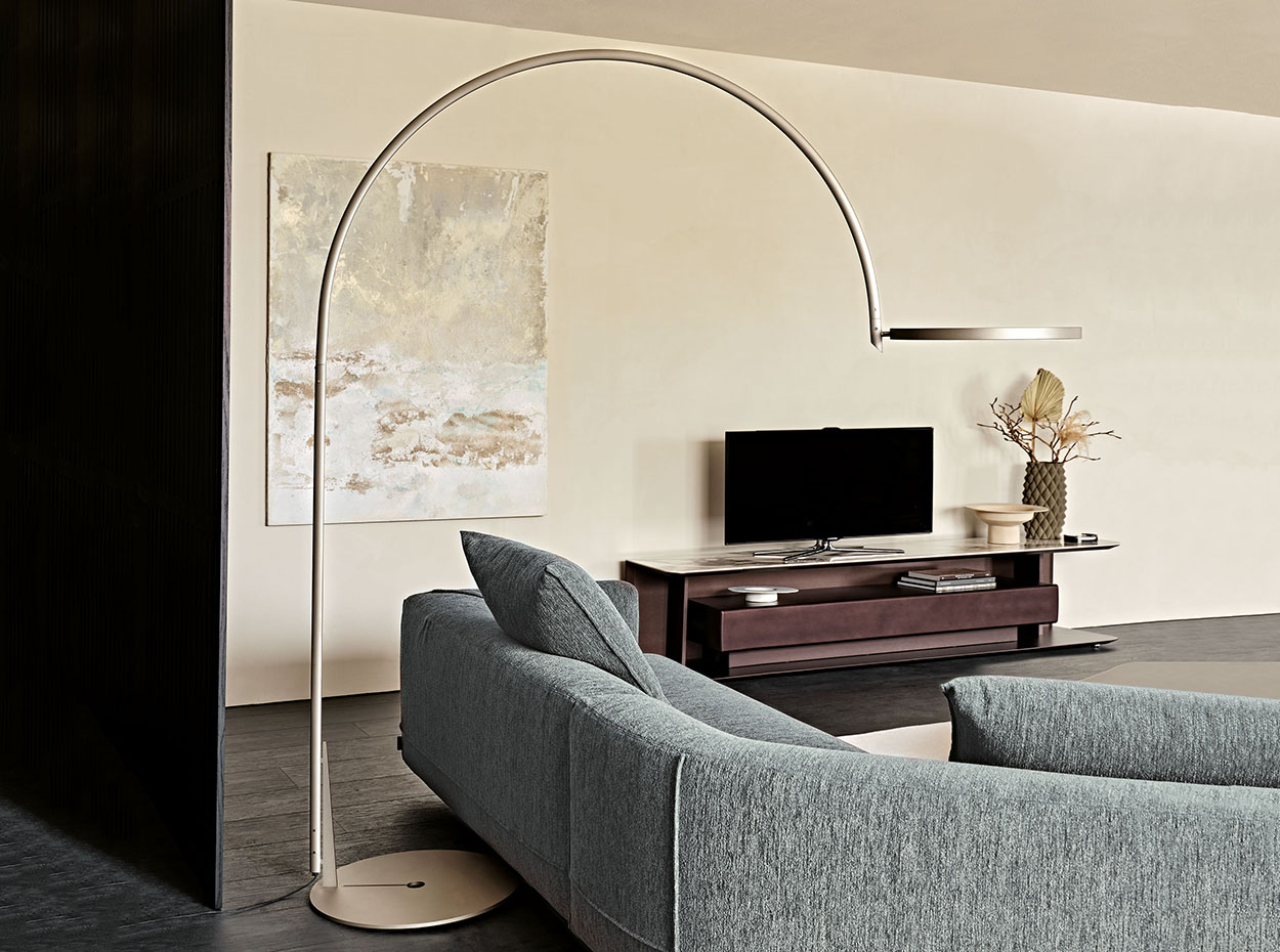 Far Lappe Banquet Arx Contemporary Floor Standing Lamp by Cattelan Italia - MIG Furniture