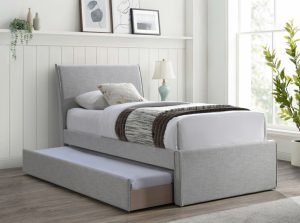 myles bed 3