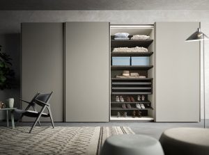 split wardrobe alf dafre 1