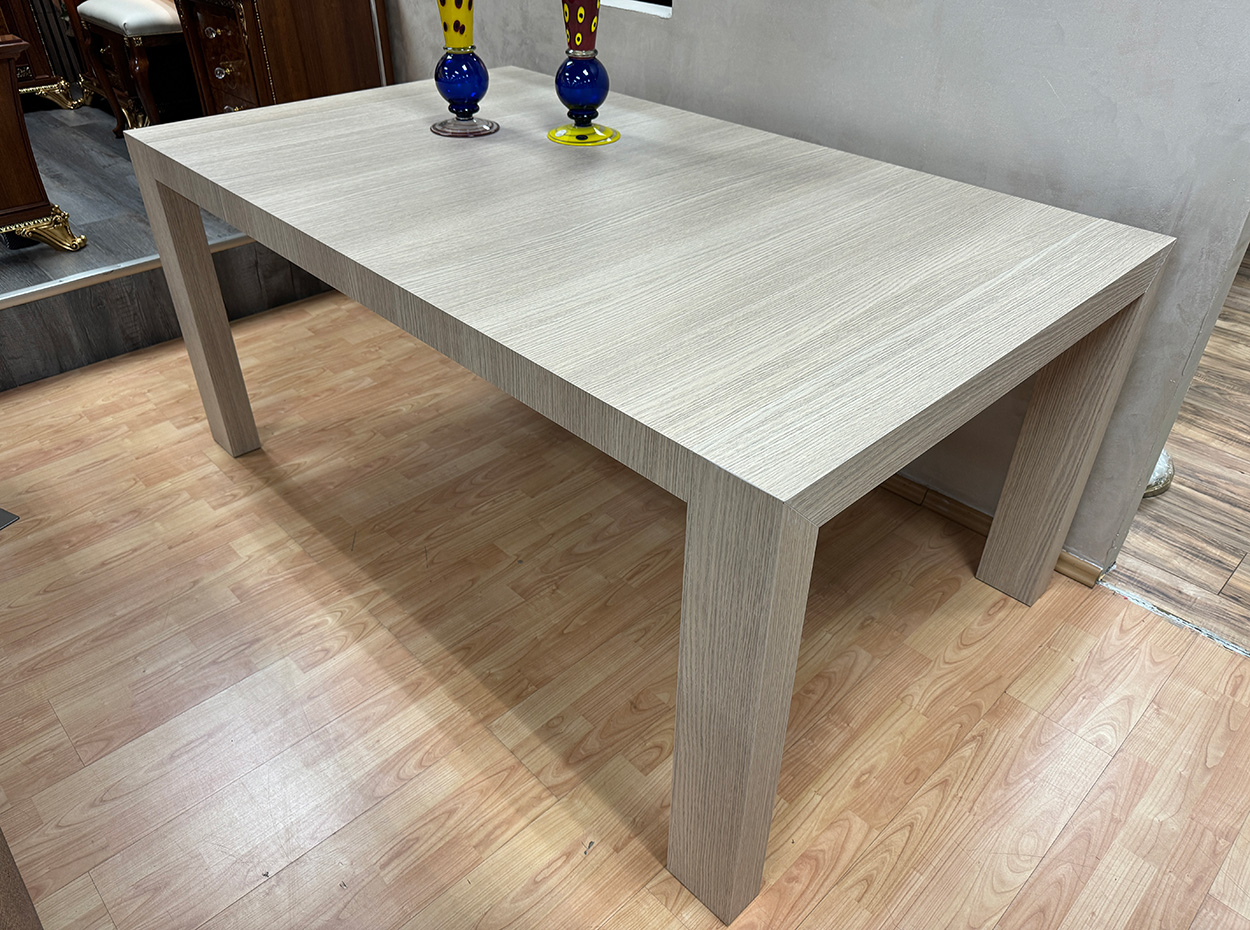 doppio modern extendable dinign table tomasella floor sample sale 1