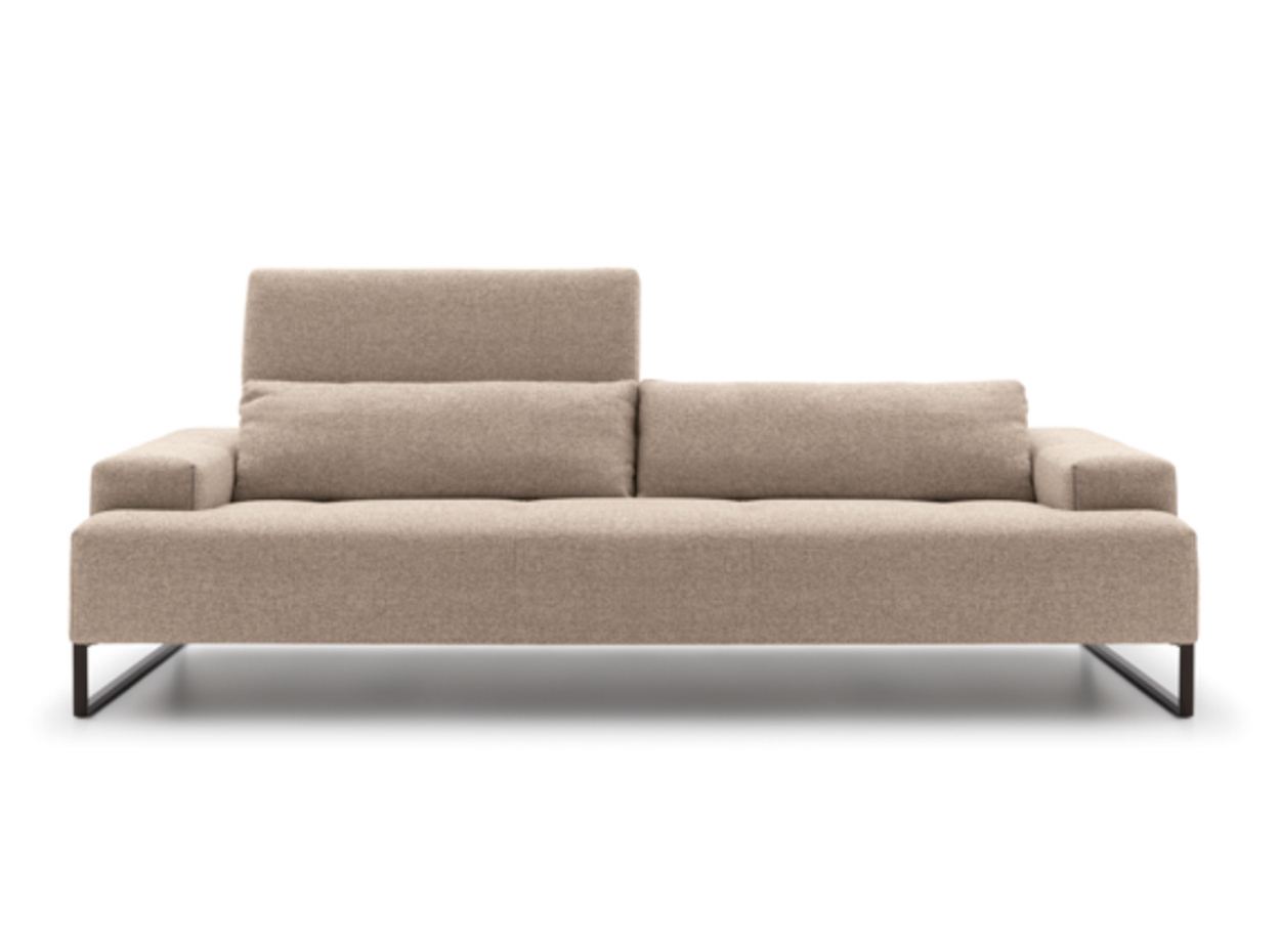 Moorea Sectional Sofa By Nicoline 05
