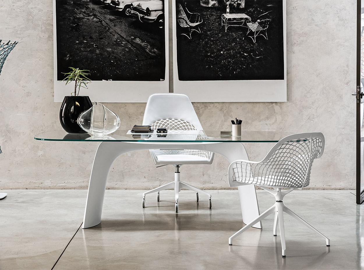 Moonlight Dining Table by MIDJ 04