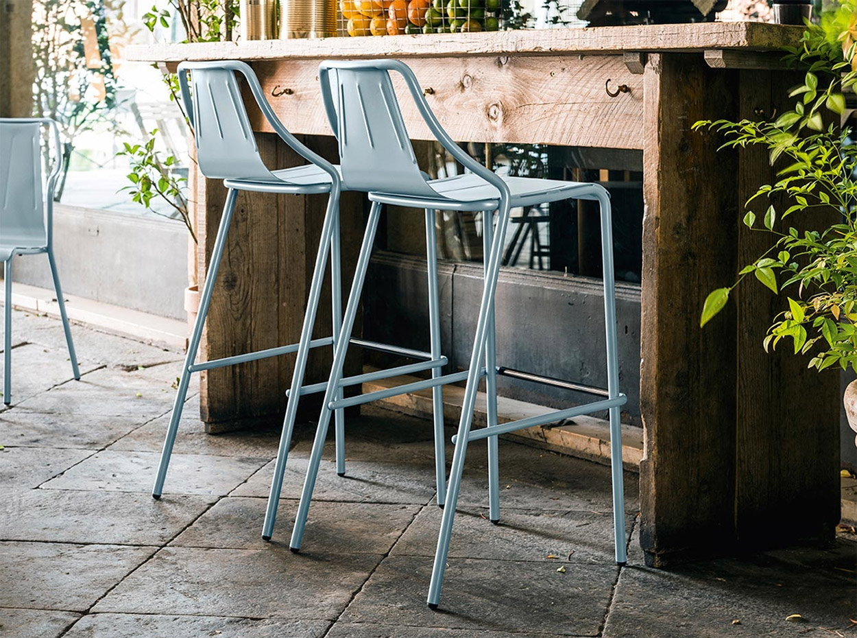 Ola Metal Bar Stool by MIDJ 01