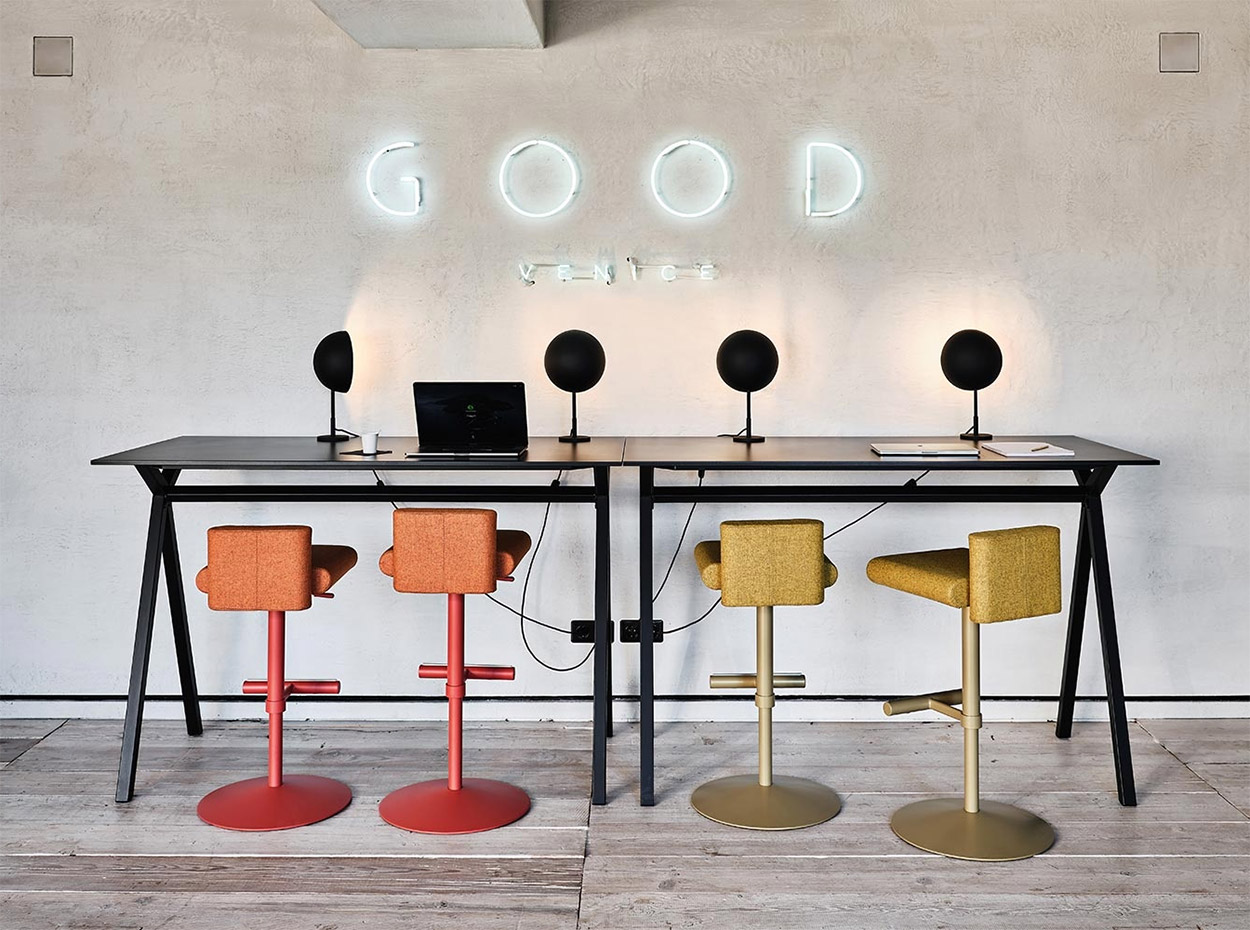 Toy Adjustable Stool by MIDJ 02