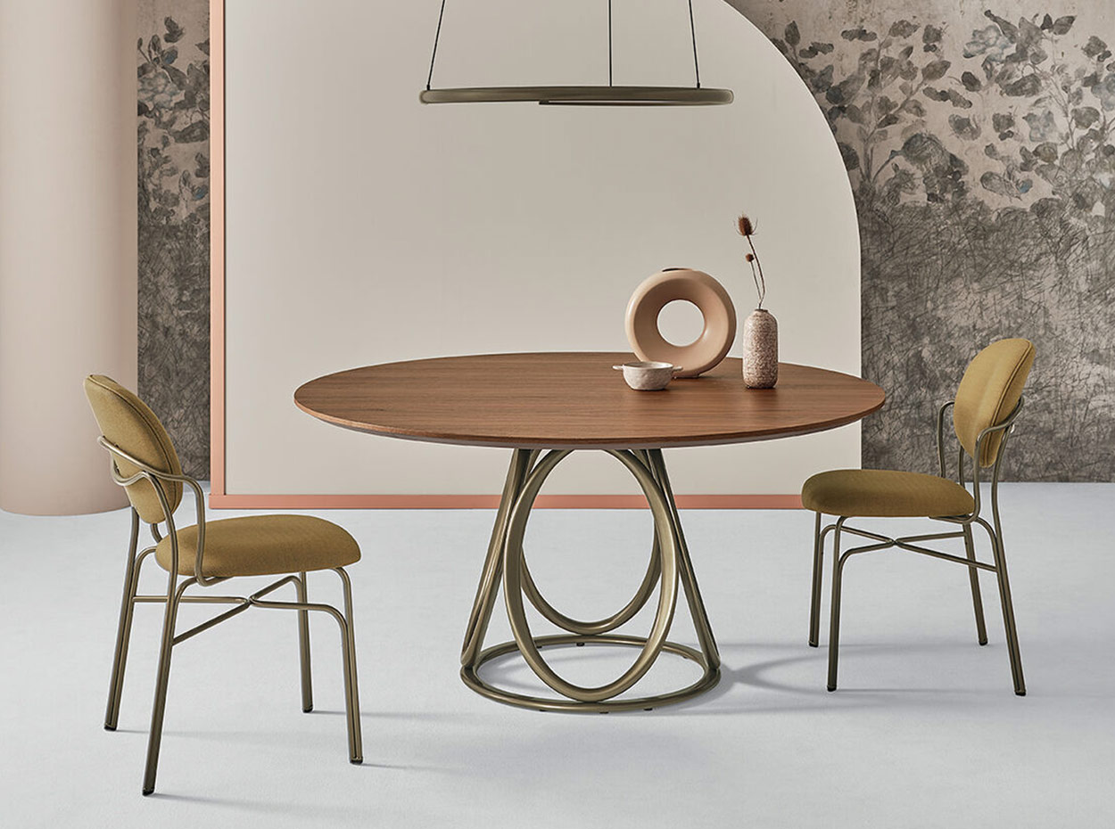 Louis Round Wood Dining Table by Bontempi 1